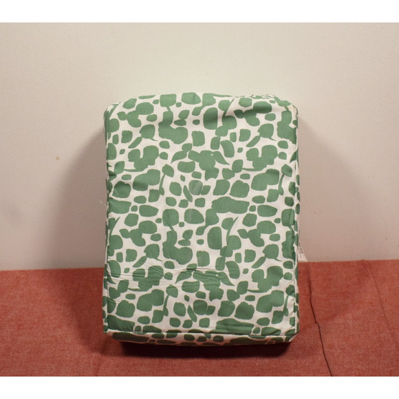 ***Room Essentials Printed Microfiber Sheet Set Green Dot King* - Picture 1 of 4